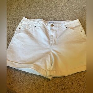 d. jeans Women's White Shorts brand new
